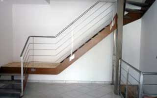 escalier inox et bois